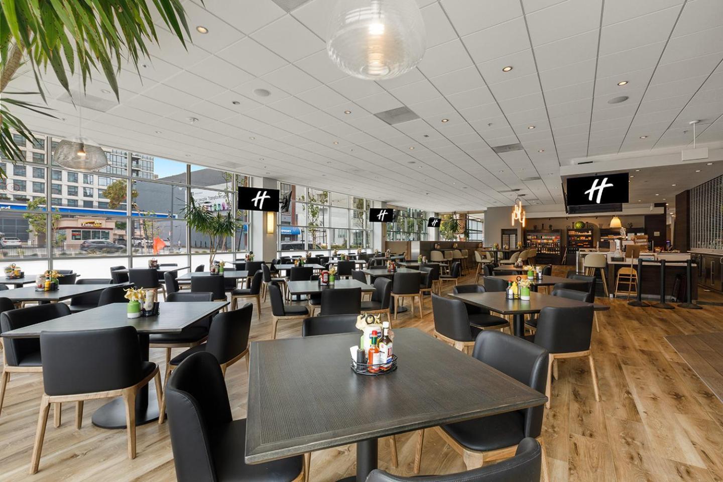Holiday Inn San Francisco - Golden Gateway Newly Renovated With No Resort Fee Exterior photo