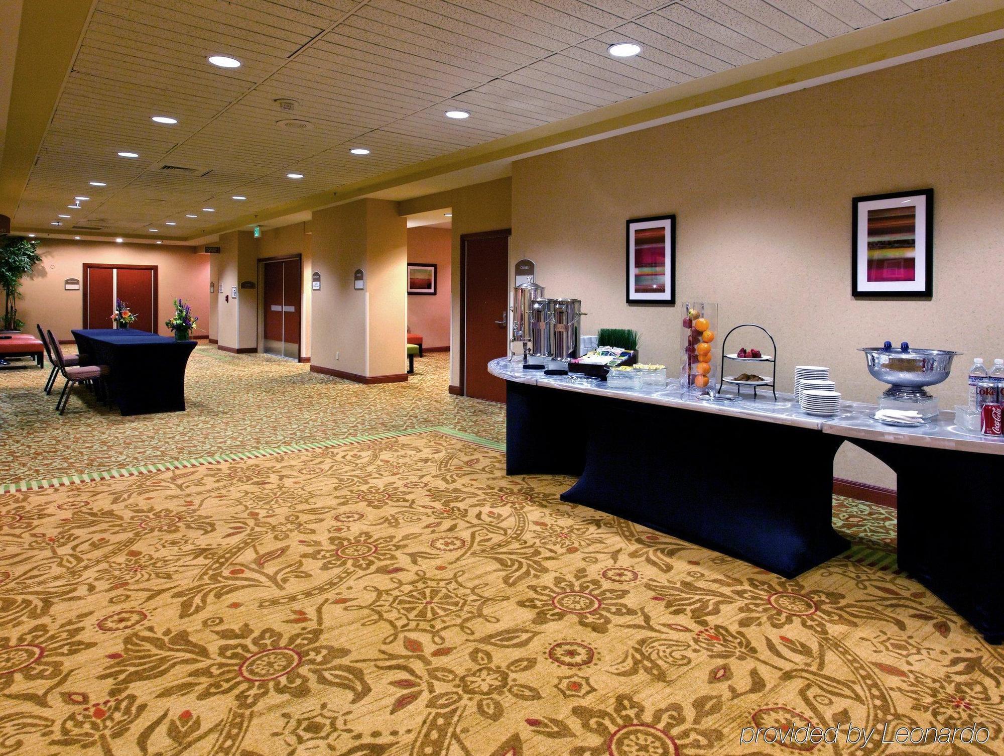 Holiday Inn San Francisco - Golden Gateway Newly Renovated With No Resort Fee Restaurant photo